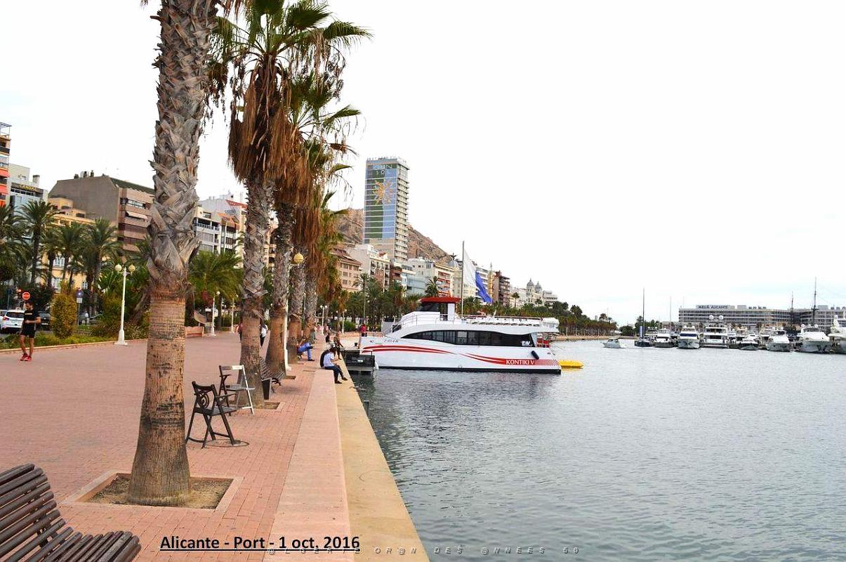 Alicante- Passeo et port 074.JPG